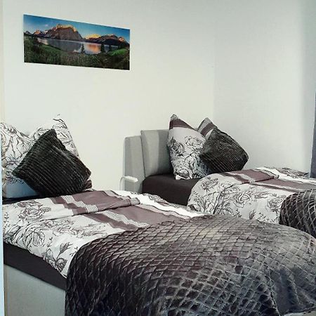3-Zimmer- Wohnung In Traun, Naehe Linz Und Wels Kültér fotó